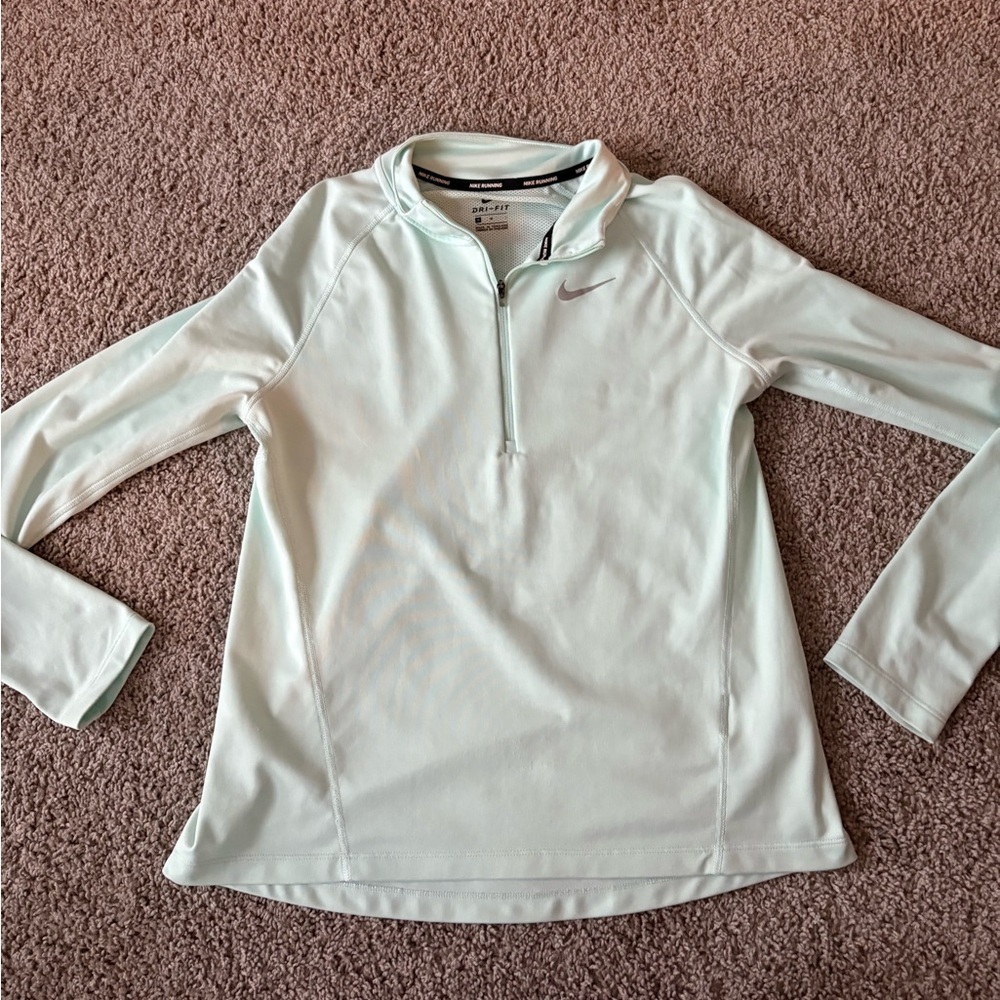 Nike Long-Sleeve